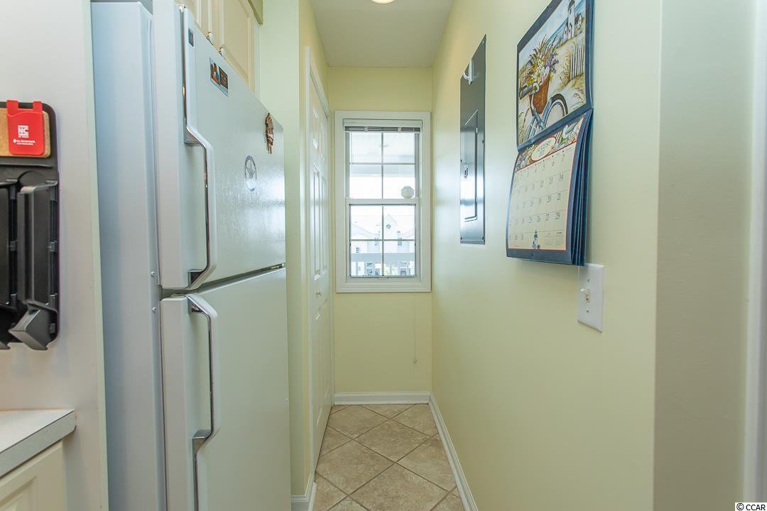 L MLS 2117985 SPINNAKER COVE 4430 Eastport Blvd. Unit L13, Little