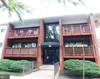 49 Skyhill Rd Unit #104, Alexandria