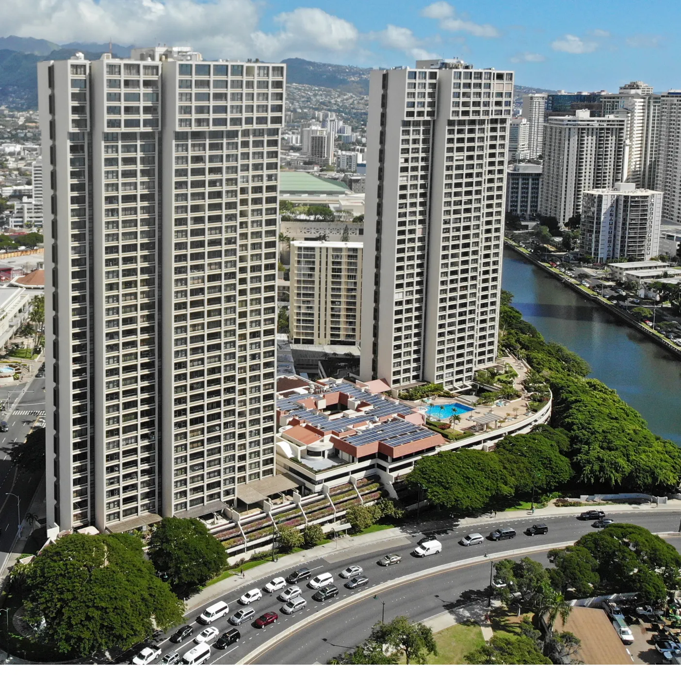Yacht Harbor Towers