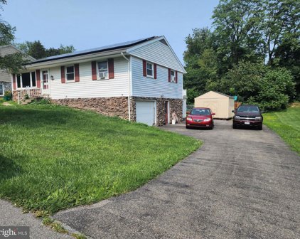 971 Hampden Rd, Elizabethtown