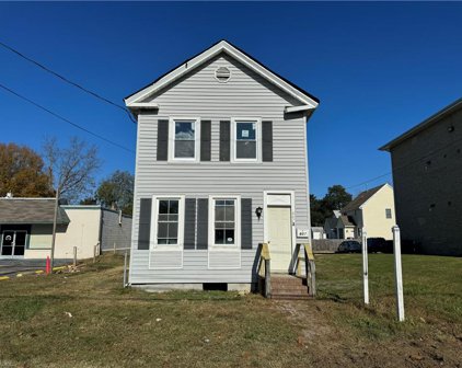 607 E Pembroke Avenue, Hampton West