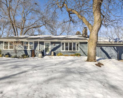 4404 Gilford Drive, Edina