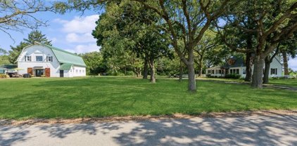 W670 N Bloomfield Road, Genoa City