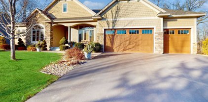 15584 72nd Avenue N, Maple Grove