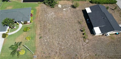 1233 Se 39th  Terrace, Cape Coral