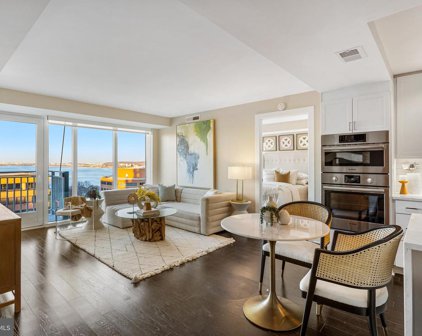 925 N Fairfax St Unit #904, Alexandria
