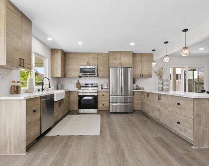 9081 Penticton Way, Mira Mesa