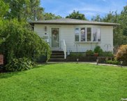 18 Sawyer Avenue, West Babylon image