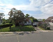 3 2nd Avenue, Central Islip image