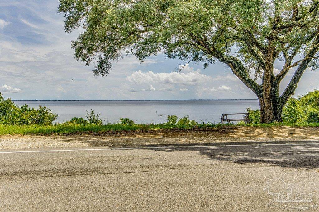 2299 Scenic Hwy Unit Q1, Pensacola FL 32503, Property Listing 613405