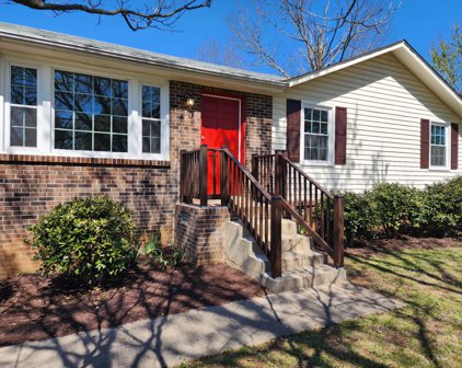 218 Bailey Collins Dr, Smyrna