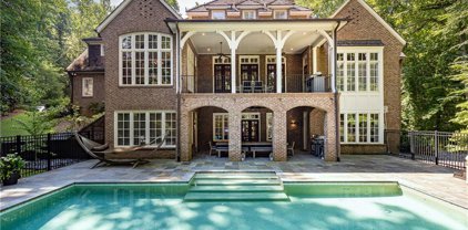 2950 Slaton Nw Drive, Atlanta