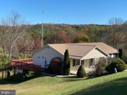 19 Petunia Ln, Berkeley Springs image