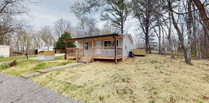 1050 Alvin Dozier Rd, Ashland City