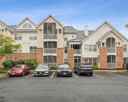 6702 Lake Park Dr Unit #2G, Greenbelt