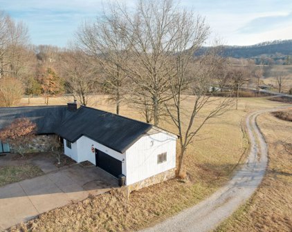 6888 Arno Allisona Rd, College Grove