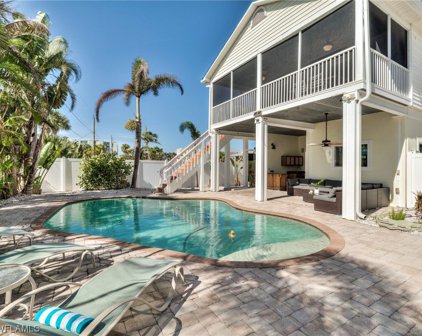 126 Gulfview Avenue, Fort Myers Beach