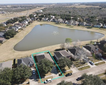 22814 W Waterlake Drive, Richmond