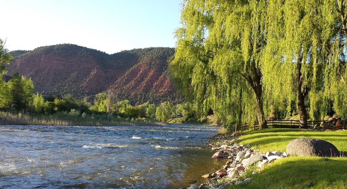 Glenwood Springs Roaring Fork River Property
