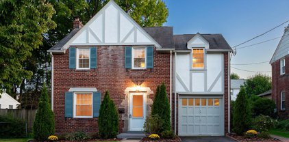 110 Granville Dr, Silver Spring