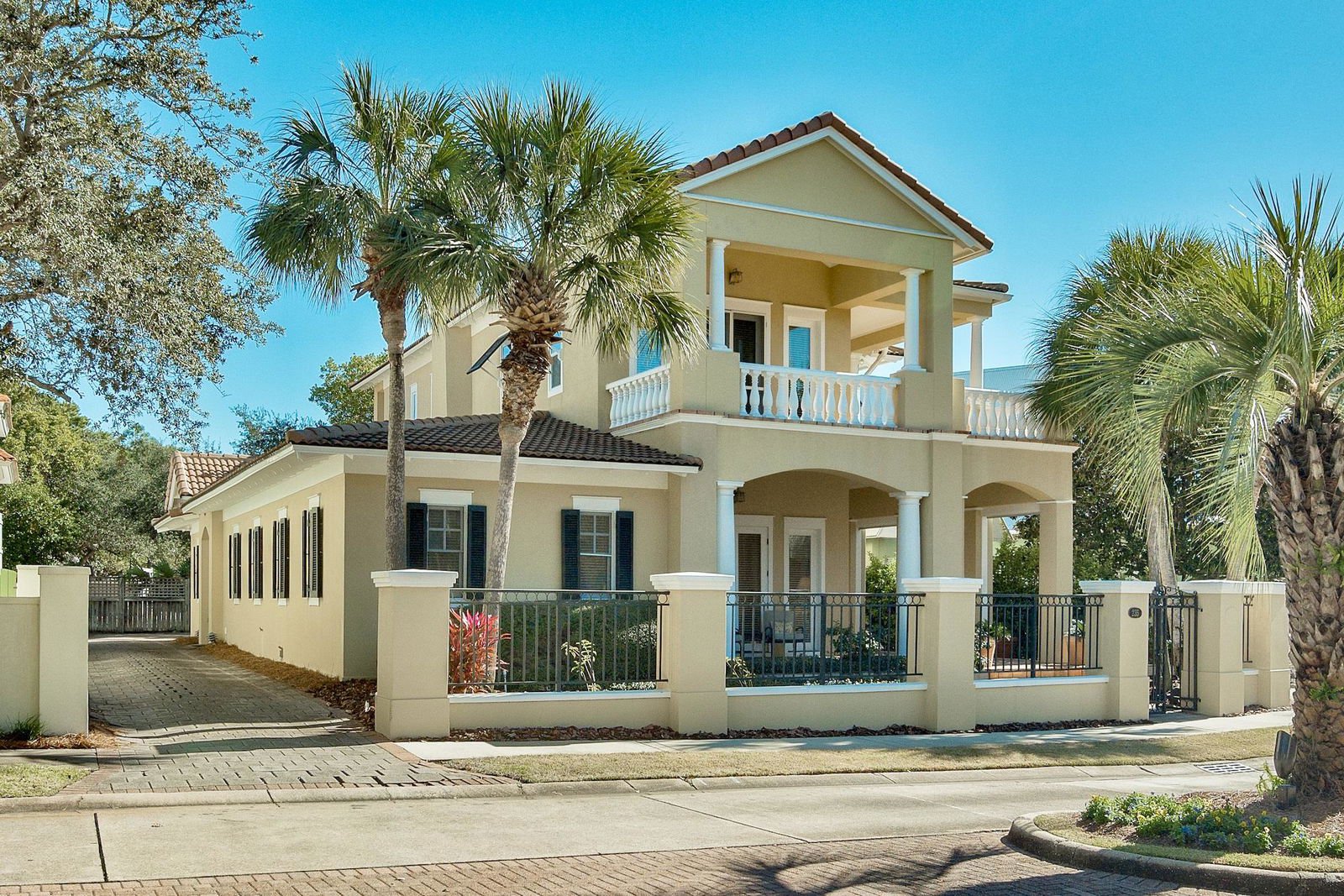 235 Rue Caribe, Miramar Beach FL 32550, Property Listing 814154,