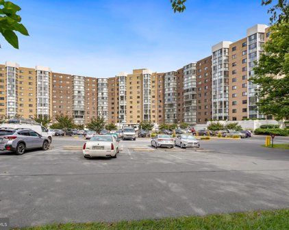 15100 Interlachen Dr Unit #825/826, Silver Spring