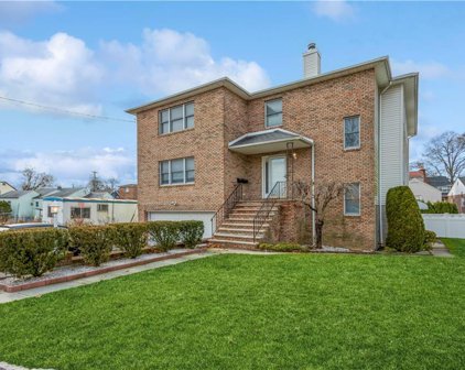 23 Victoria Lane, Yonkers