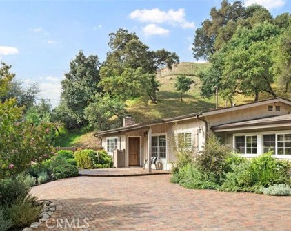 13 Hidden Valley RD, Monrovia