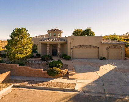 5000 Sevilla Avenue NW, Albuquerque