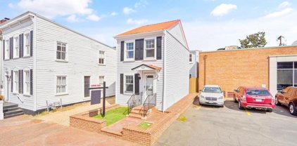 620 S Washington St, Alexandria