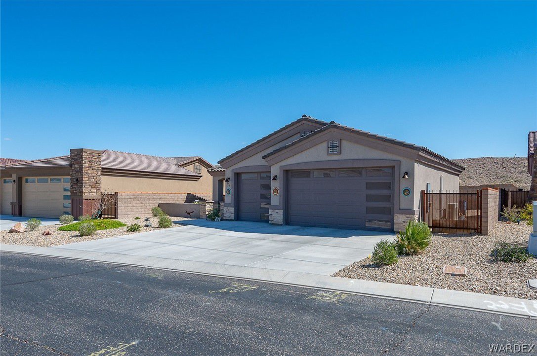 838 Onate Court, Bullhead City, 86429