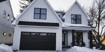 6040 Kellogg Avenue S, Edina