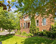 5614 Virginia Chase Dr, Centreville image