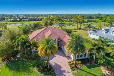 Cobblestone Palm City