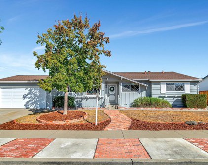 1755 Glazier Dr, Concord