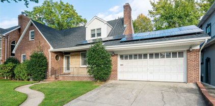 29-33 212th Street, Bayside