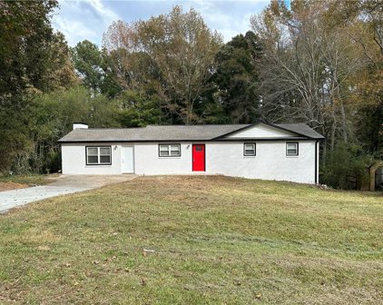 8600 Chestnut Lane, Lithia Springs