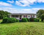 226 Great Belt Rd, Jefferson Twp - But image