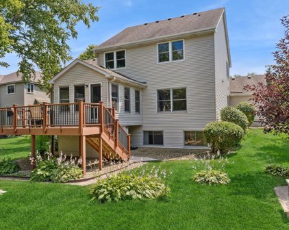 9216 White Oaks Trail, Champlin