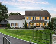 34 Pebblebrook Way, Chappaqua image