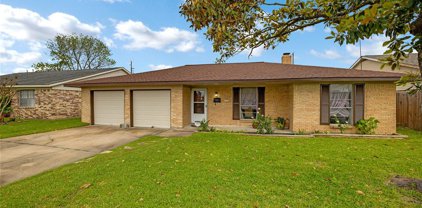 1009 S Kaufman Drive, Deer Park