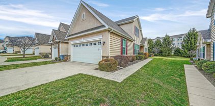 1732 Wisteria Ln, West Chester