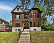 722 Yale  Avenue, University City image