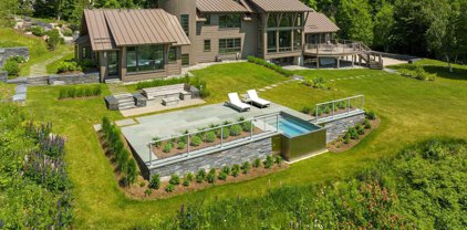 371 Billings Hill Road, Stowe