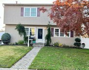 218 Park Lane, Massapequa image