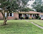 808 Parapet Road, South Chesapeake image