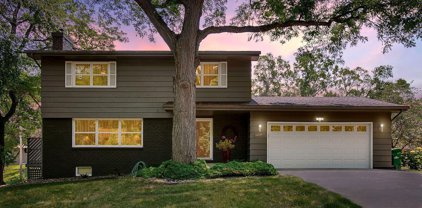 14721 Crestview Lane, Minnetonka