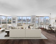 1000 Avenue At Port Imperial, Weehawken image