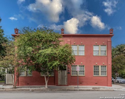 305 Madison Unit 1, San Antonio
