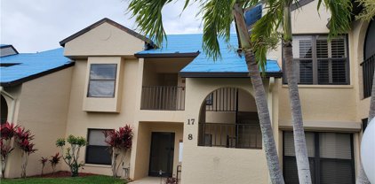8514 Charter Club  Circle Unit 17, Fort Myers